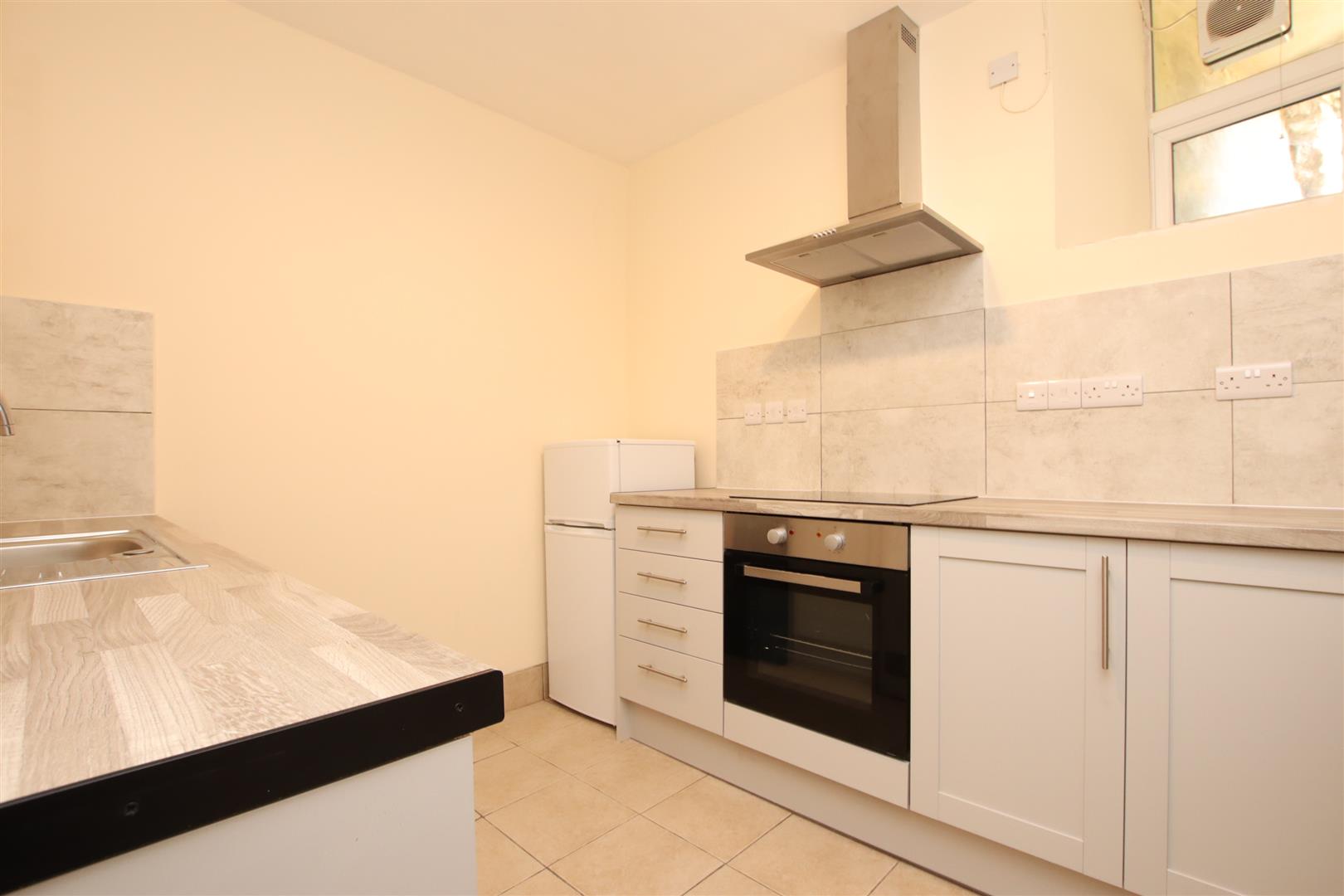 Newbridge Hill, Bath, BA1